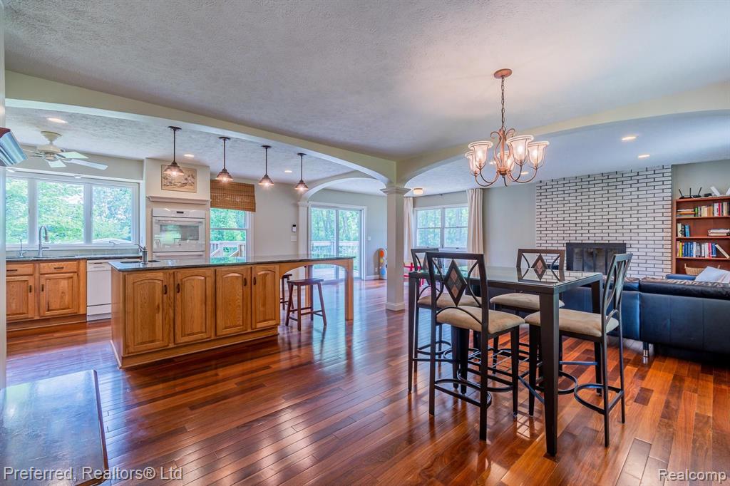 10687 Moon Road Milan, MI 48160 - Photo 7 of 39