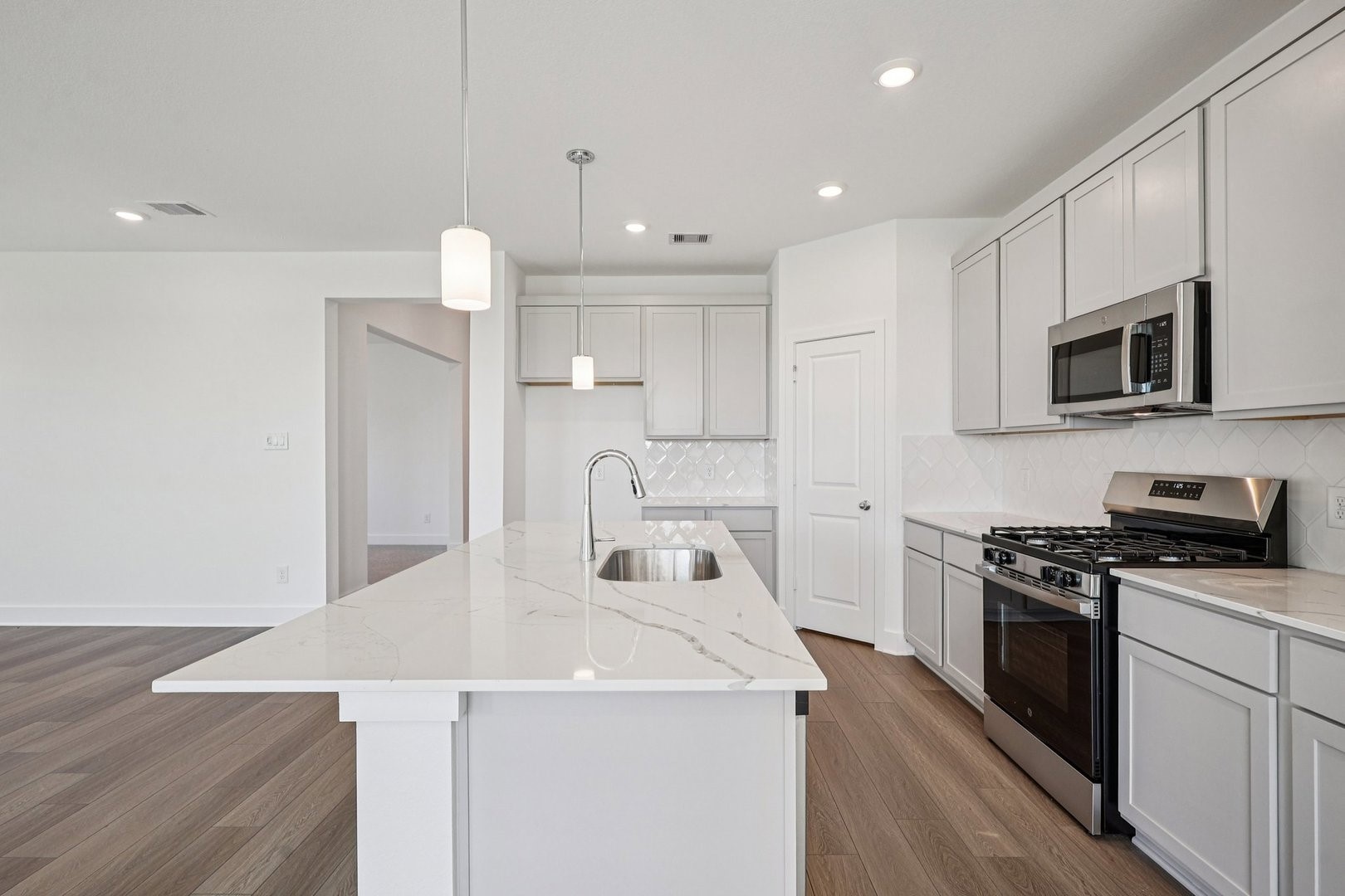 14465 Trumpet Lane Splendora, TX 77372 - Photo 2 of 24 Kitchen Island with granite countertops