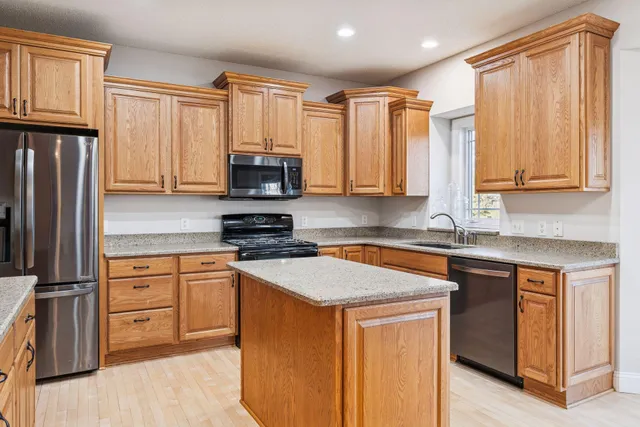 $534,900 | 100 James Parkway, Elko New Market, MN 55054