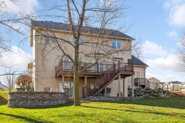 $534,900 | 100 James Parkway, Elko New Market, MN 55054