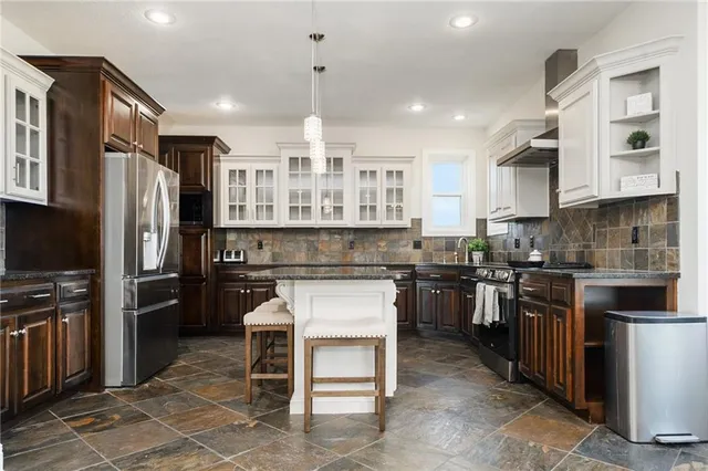 $549,000 | 4695 Utah Road, Wellsville, KS 66092