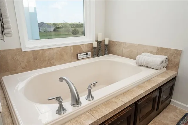 $549,000 | 4695 Utah Road, Wellsville, KS 66092