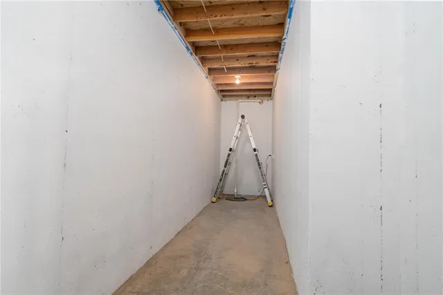 $549,000 | 4695 Utah Road, Wellsville, KS 66092