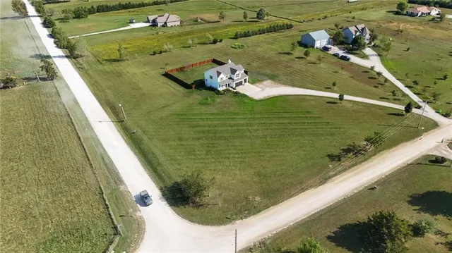 $549,000 | 4695 Utah Road, Wellsville, KS 66092