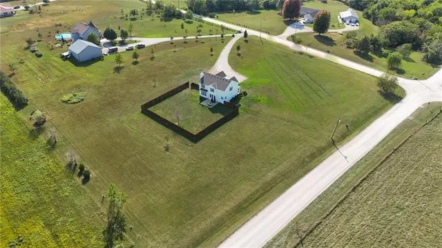 $549,000 | 4695 Utah Road, Wellsville, KS 66092