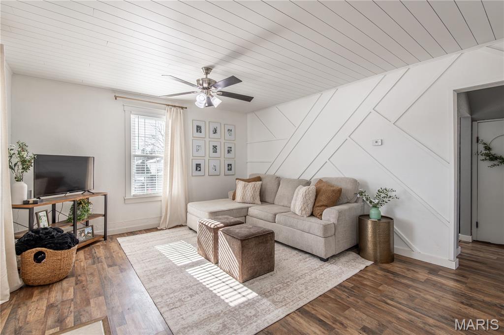 202 Smith Street Perryville, MO 63775 - Photo 3 of 26