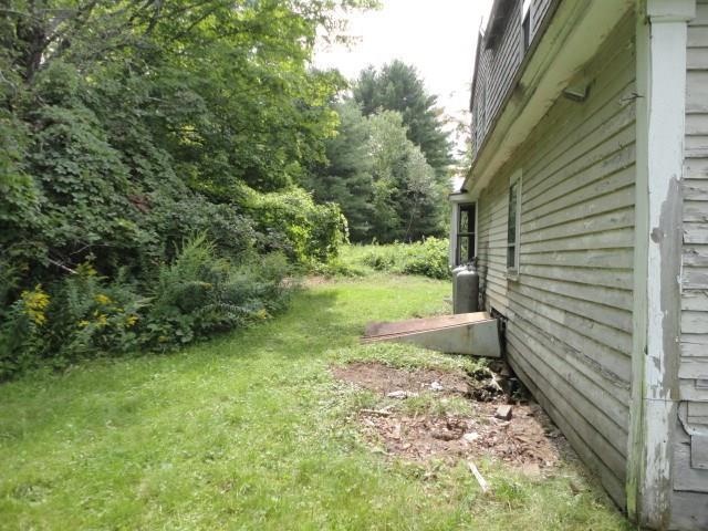 1090 South Clary Road Jefferson, ME 04348 - Photo 4 of 19 Photo