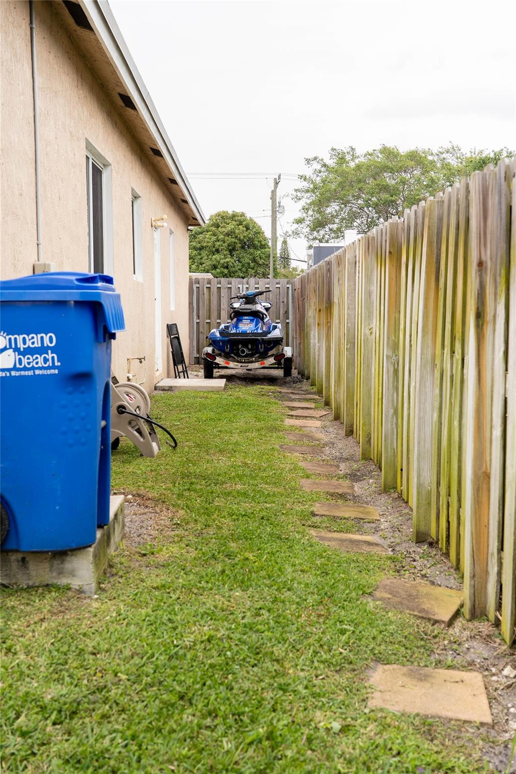 2710 Northwest 5th Street Pompano Beach, FL 33069 - Photo 31 of 31 a view of a backyard with sitting area