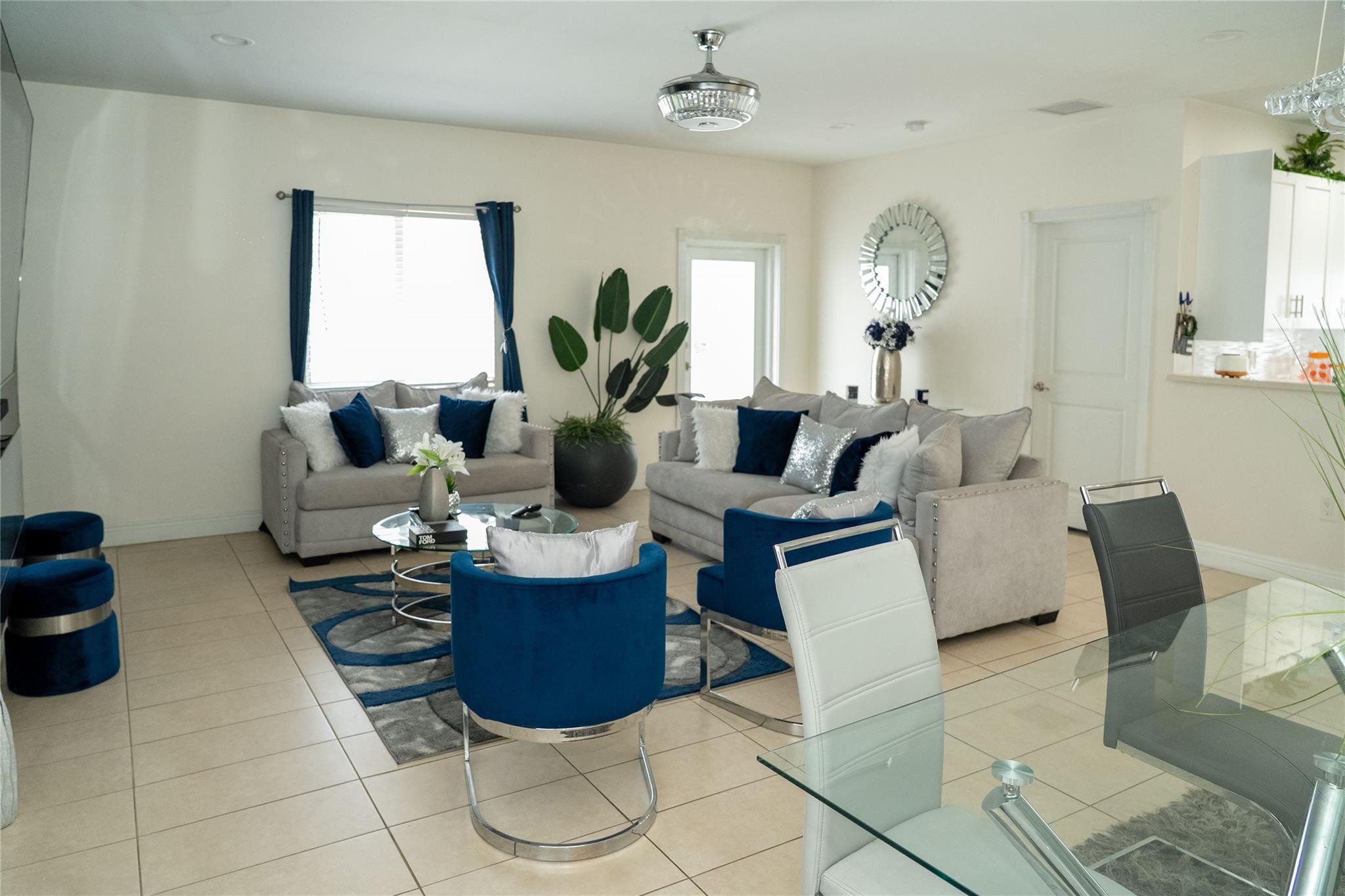 2710 Northwest 5th Street Pompano Beach, FL 33069 - Photo 6 of 31 a living room with furniture and a potted plant