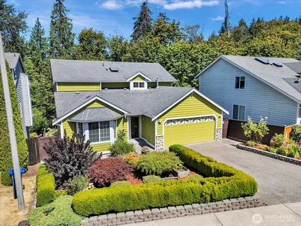 $880,000 | 14740 Southeast 187 Court, Renton, WA 98058