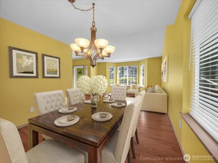 $880,000 | 14740 Southeast 187 Court, Renton, WA 98058