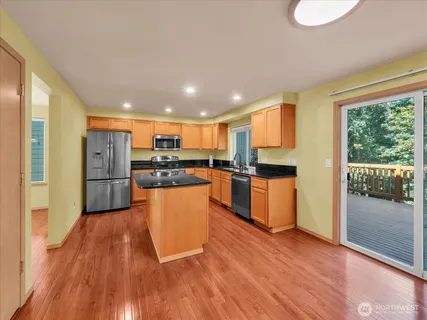 $880,000 | 14740 Southeast 187 Court, Renton, WA 98058