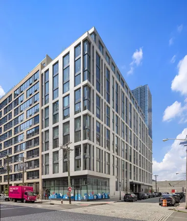 $4,100 | 144 1st Street, Unit 2C, Jersey City, NJ 07302