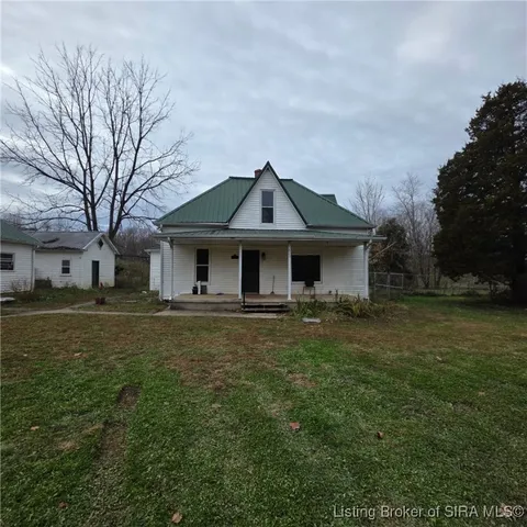 $135,000 | 615 South Court Avenue, English, IN 47118