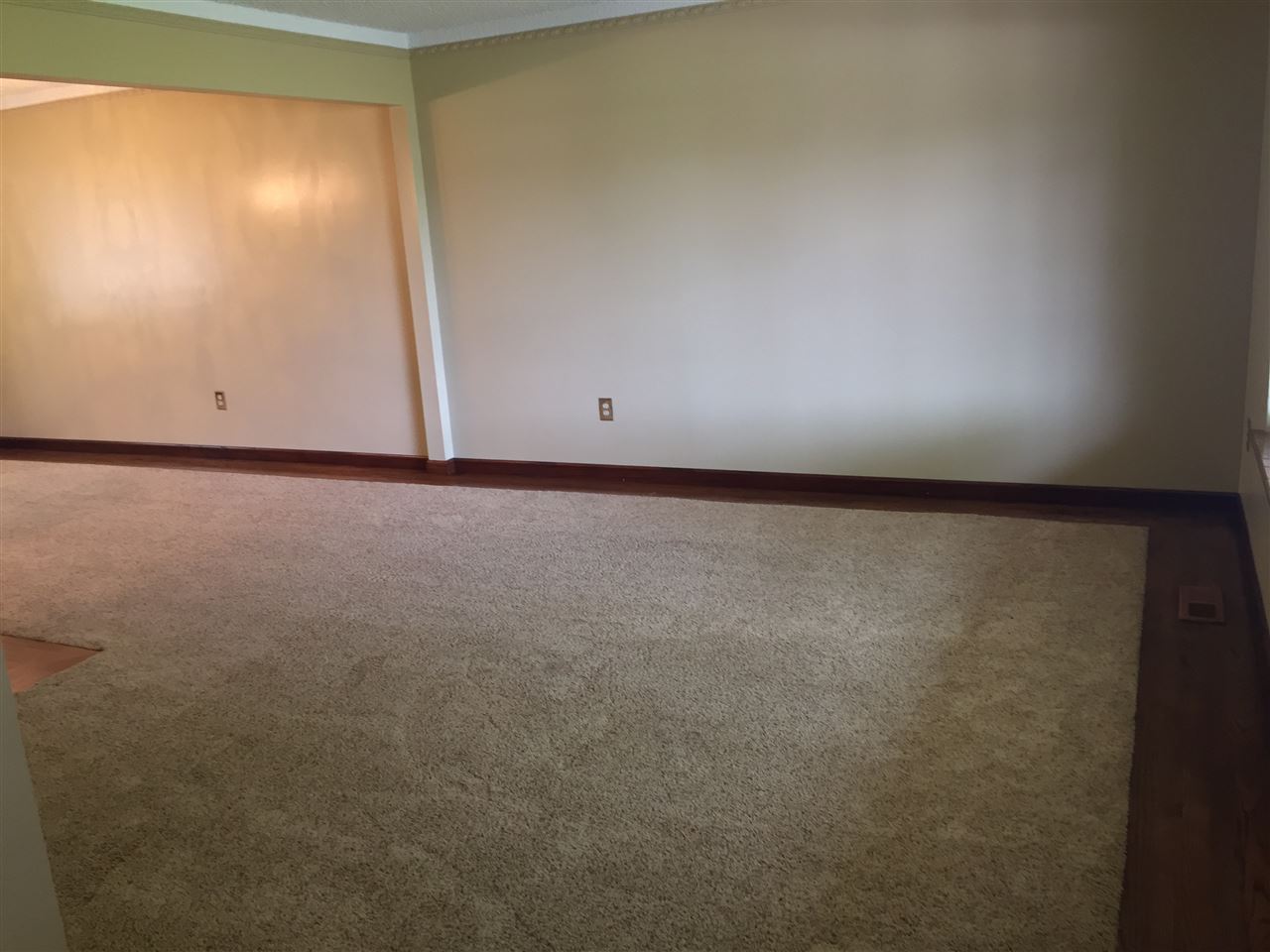 3320 Chicago Road Warren, MI 48092 - Photo 19 of 53 31325968-18.JPG