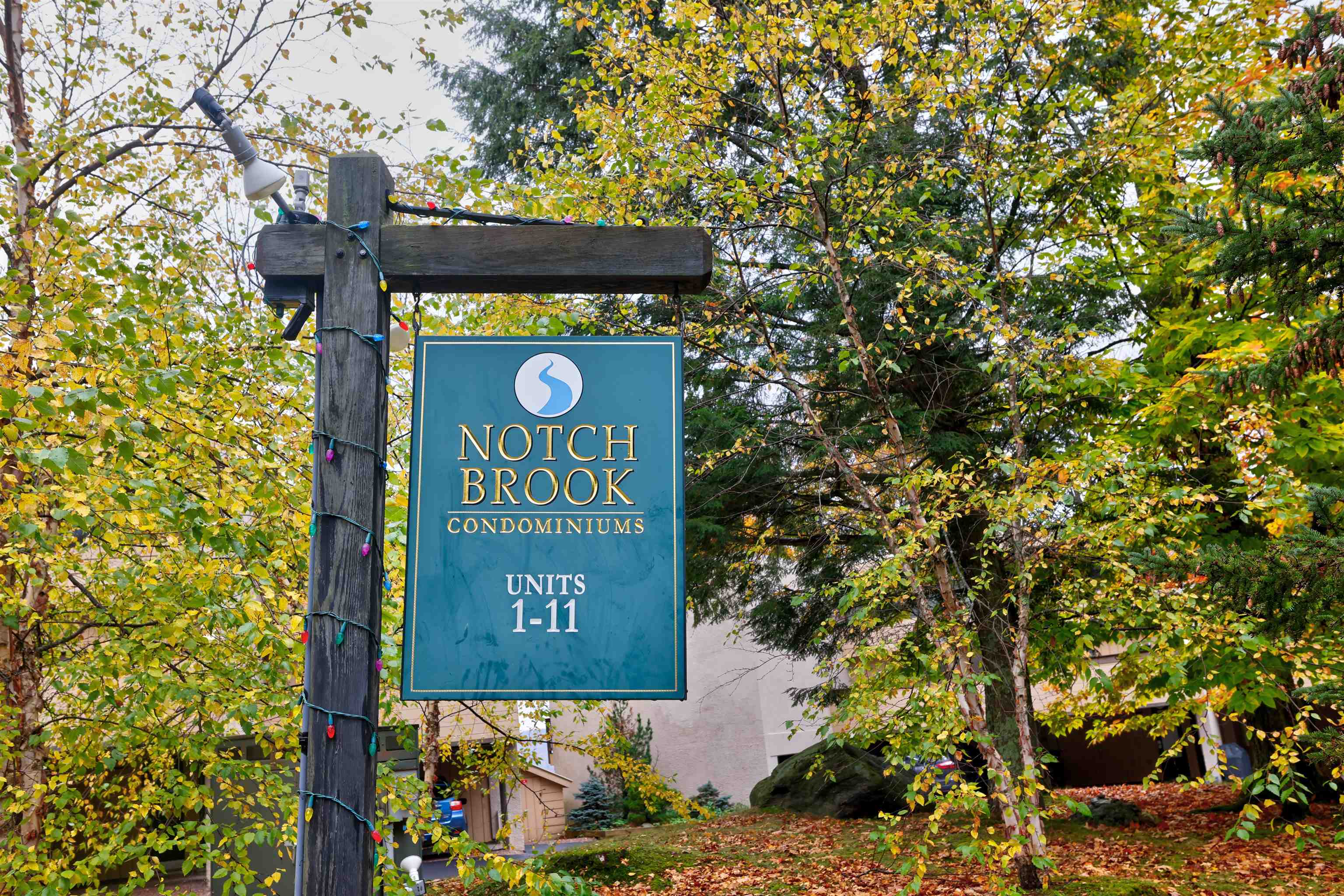 1307 Notchbrook Road, Unit 9 CS Stowe, VT 05672 - Photo 11 of 15 Gallery Image 11