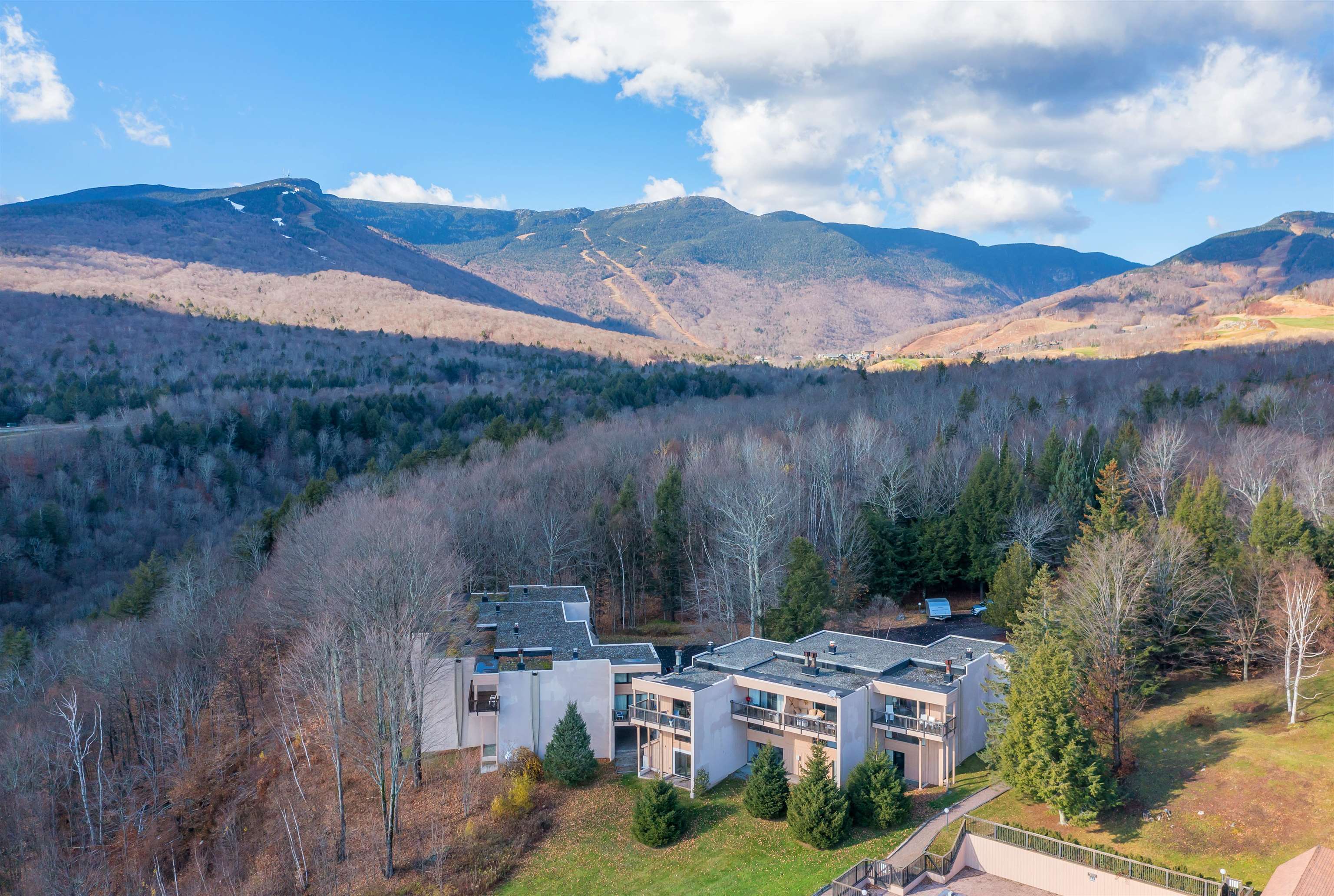 1307 Notchbrook Road, Unit 9 CS Stowe, VT 05672 - Photo 15 of 15 Gallery Image 15