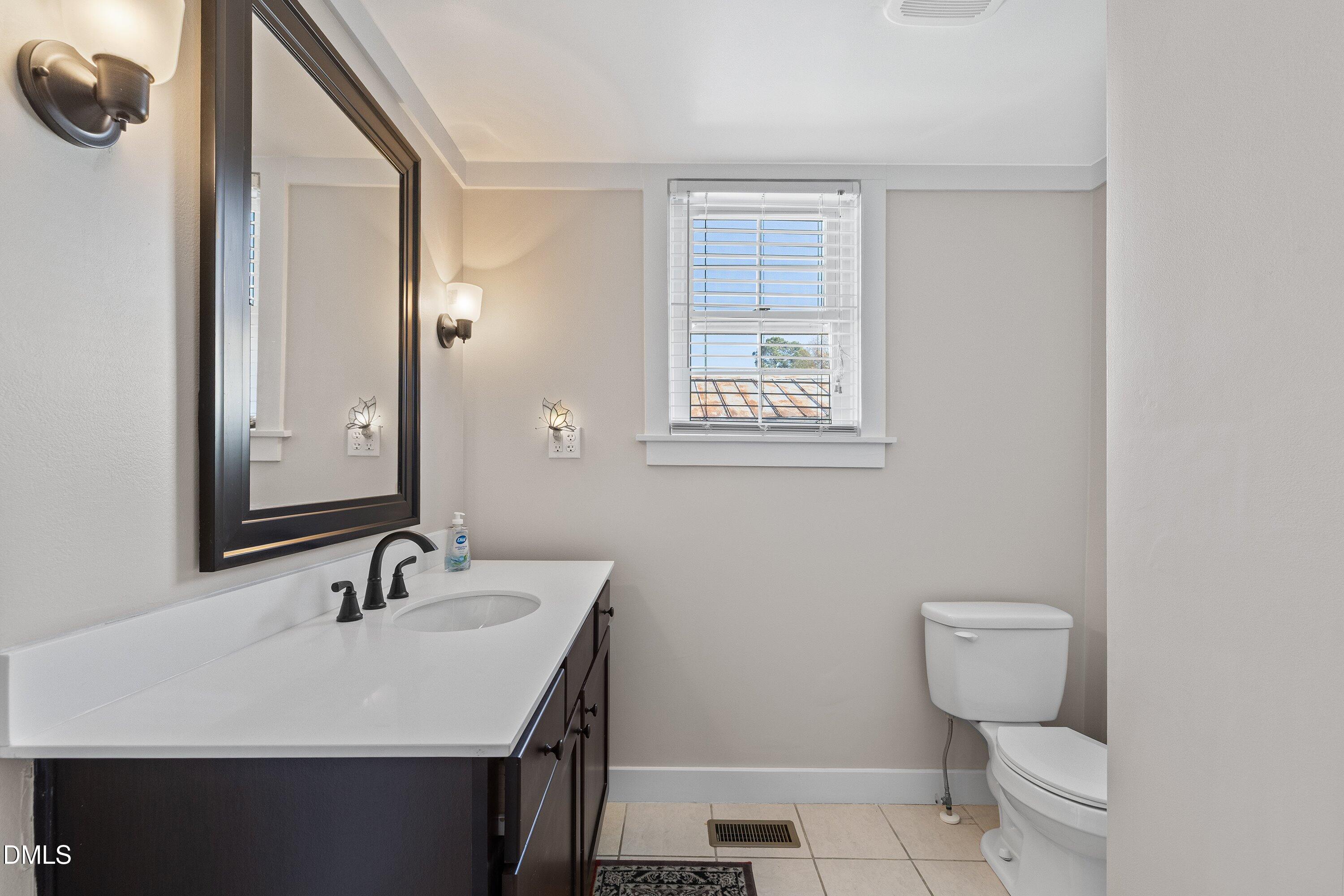 403 West E Street Erwin, NC 28339 - Photo 20 of 29 20-403 W E St _0767