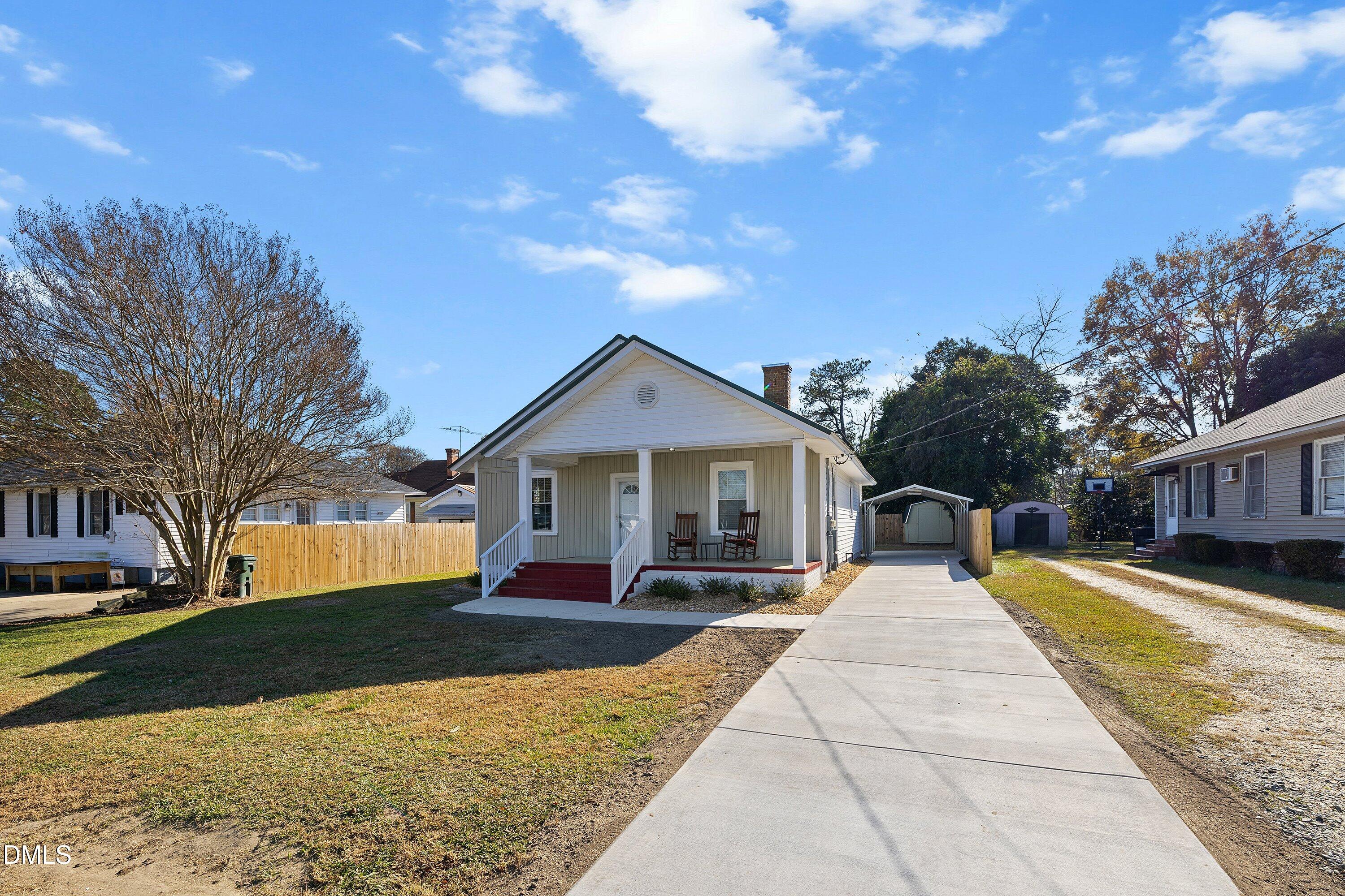 403 West E Street Erwin, NC 28339 - Photo 4 of 29 04-403 W E St _0670
