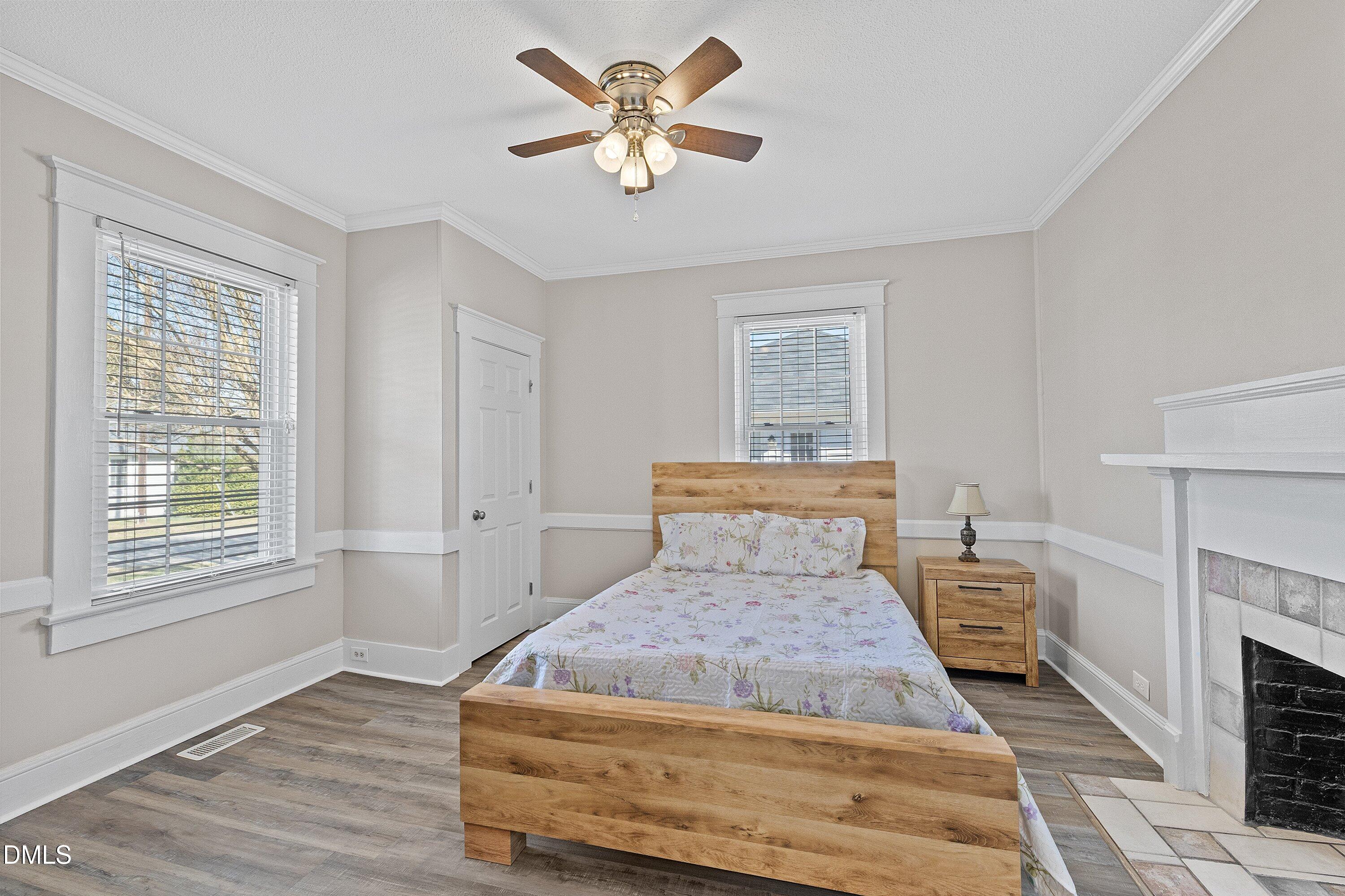 403 West E Street Erwin, NC 28339 - Photo 10 of 29 10-403 W E St _0717