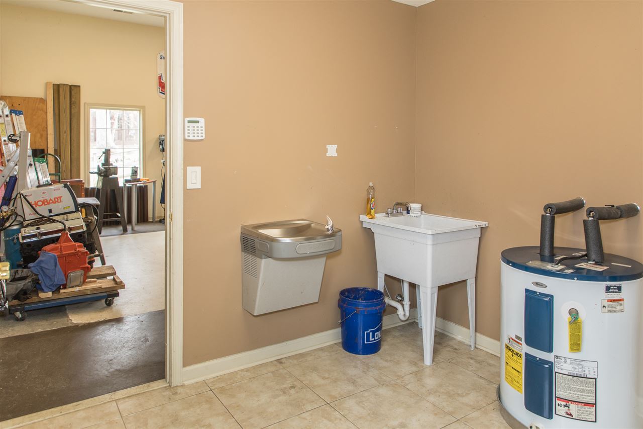 447 Mine Branch Road Crimora, VA 24431 - Photo 38 of 50 Gallery Image 38