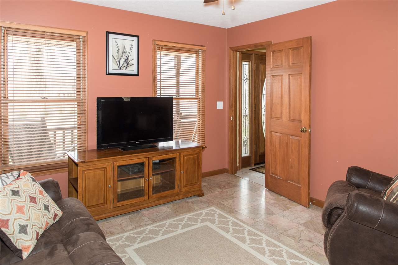 447 Mine Branch Road Crimora, VA 24431 - Photo 8 of 50 Gallery Image 8