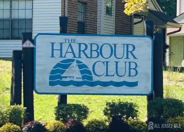 $2,650 | 2501 Lighthouse Lane, Parlin, NJ 08859