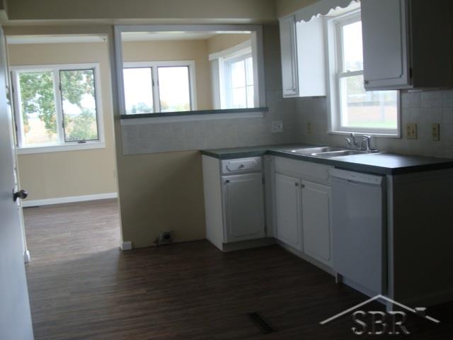 3099 South Van Buren Road Reese, MI 48757 - Photo 10 of 11 31362691-9.JPG