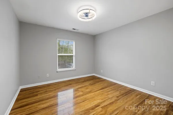$277,500 | 120 Old Salem Court, Fletcher, NC 28732