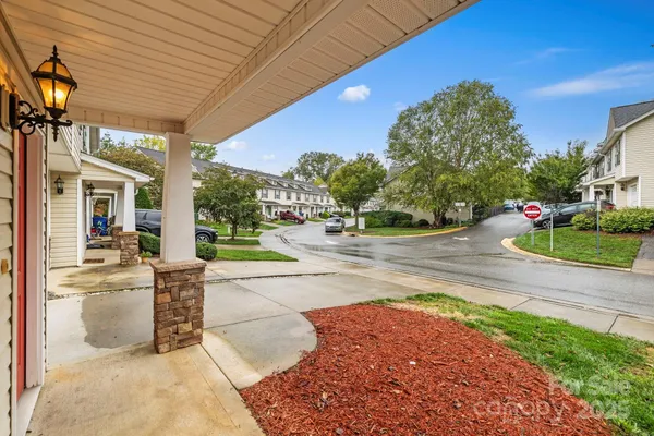 $277,500 | 120 Old Salem Court, Fletcher, NC 28732