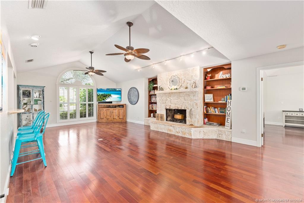 18770 Southeast River Ridge Road Jupiter, FL 33469 - Photo 16 of 81