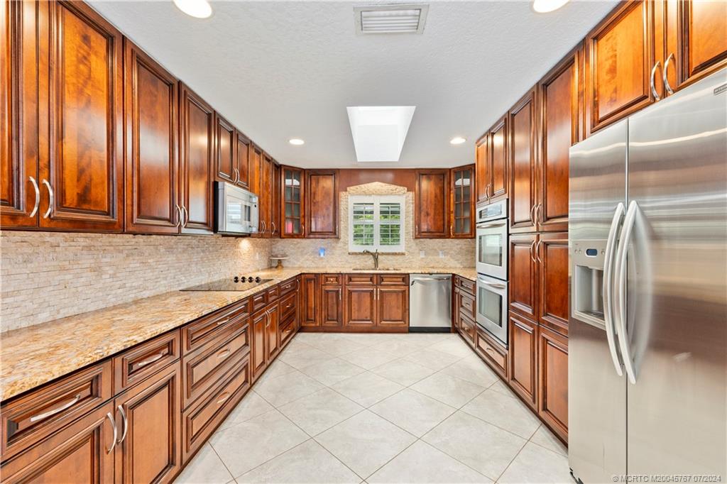 18770 Southeast River Ridge Road Jupiter, FL 33469 - Photo 6 of 81