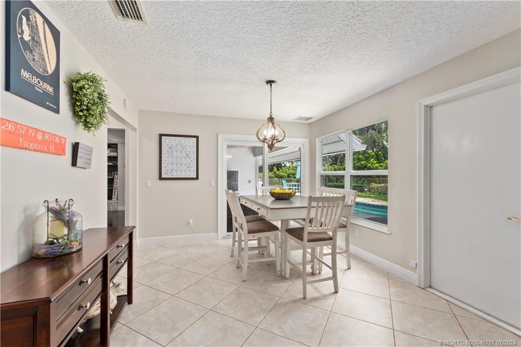 18770 Southeast River Ridge Road Jupiter, FL 33469 - Photo 10 of 81