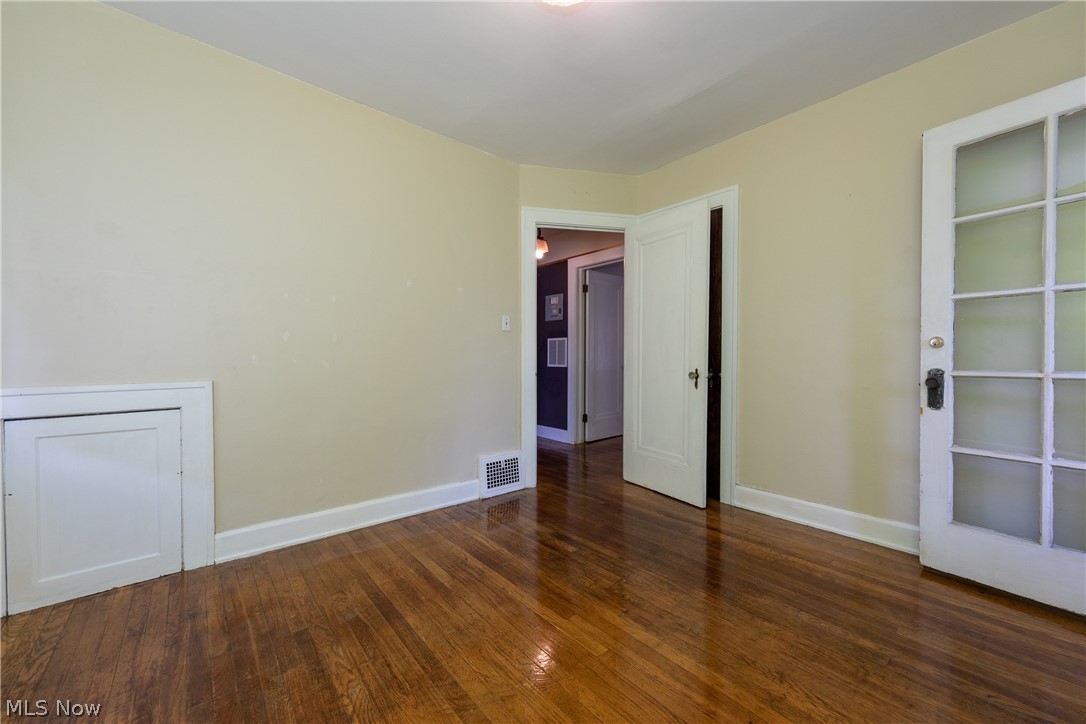 3658 Daleford Road Cleveland, OH 44120 - Photo 18 of 28