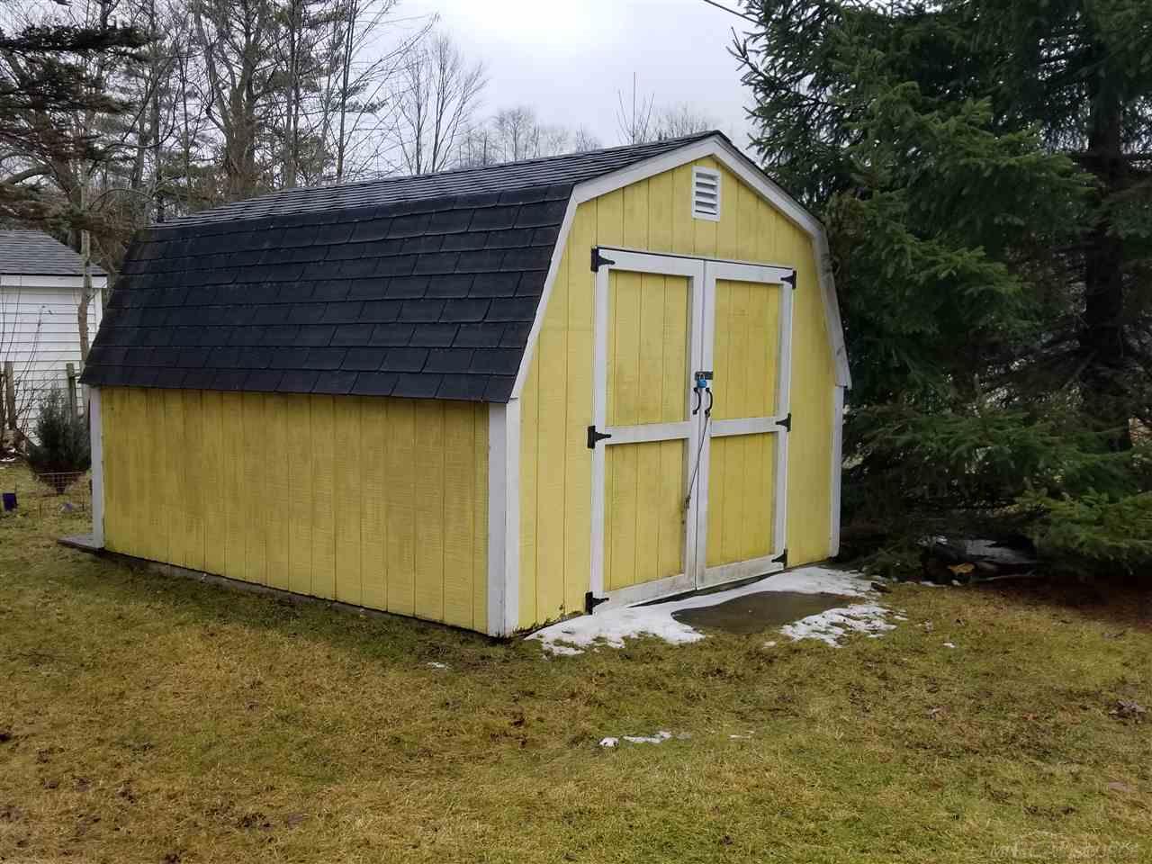 7450 Maplewood Road Lexington, MI 48450 - Photo 20 of 22 10x12 shed