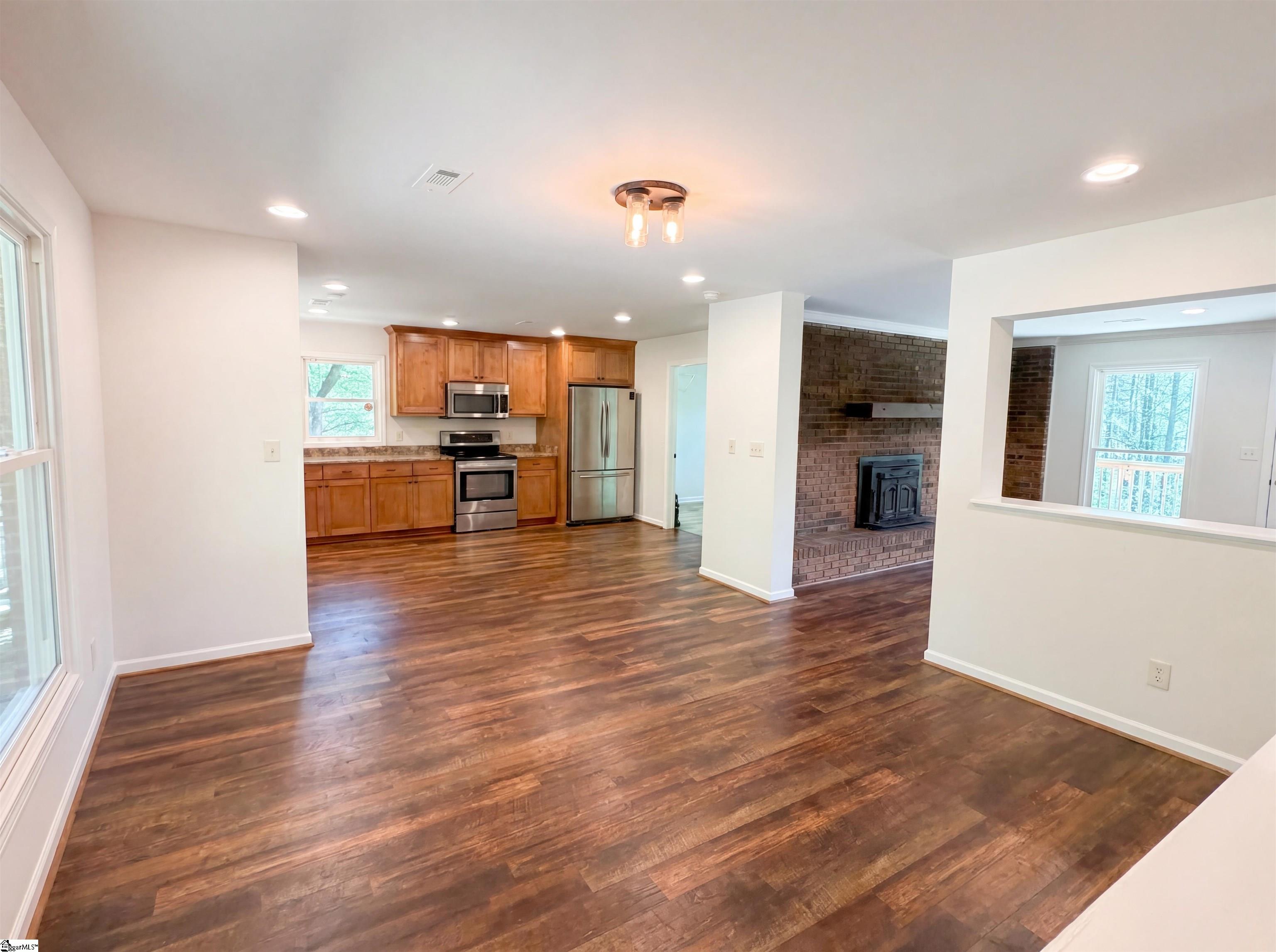 414 Ray Blackley Road Inman, SC 29349 - Photo 7 of 31
