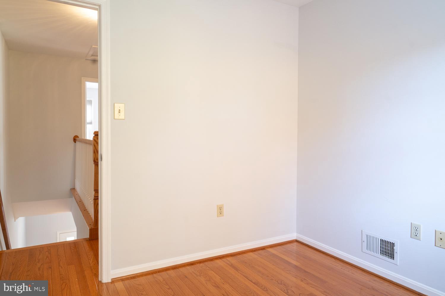 2040 Pieris Court Vienna, VA 22182 - Photo 32 of 41