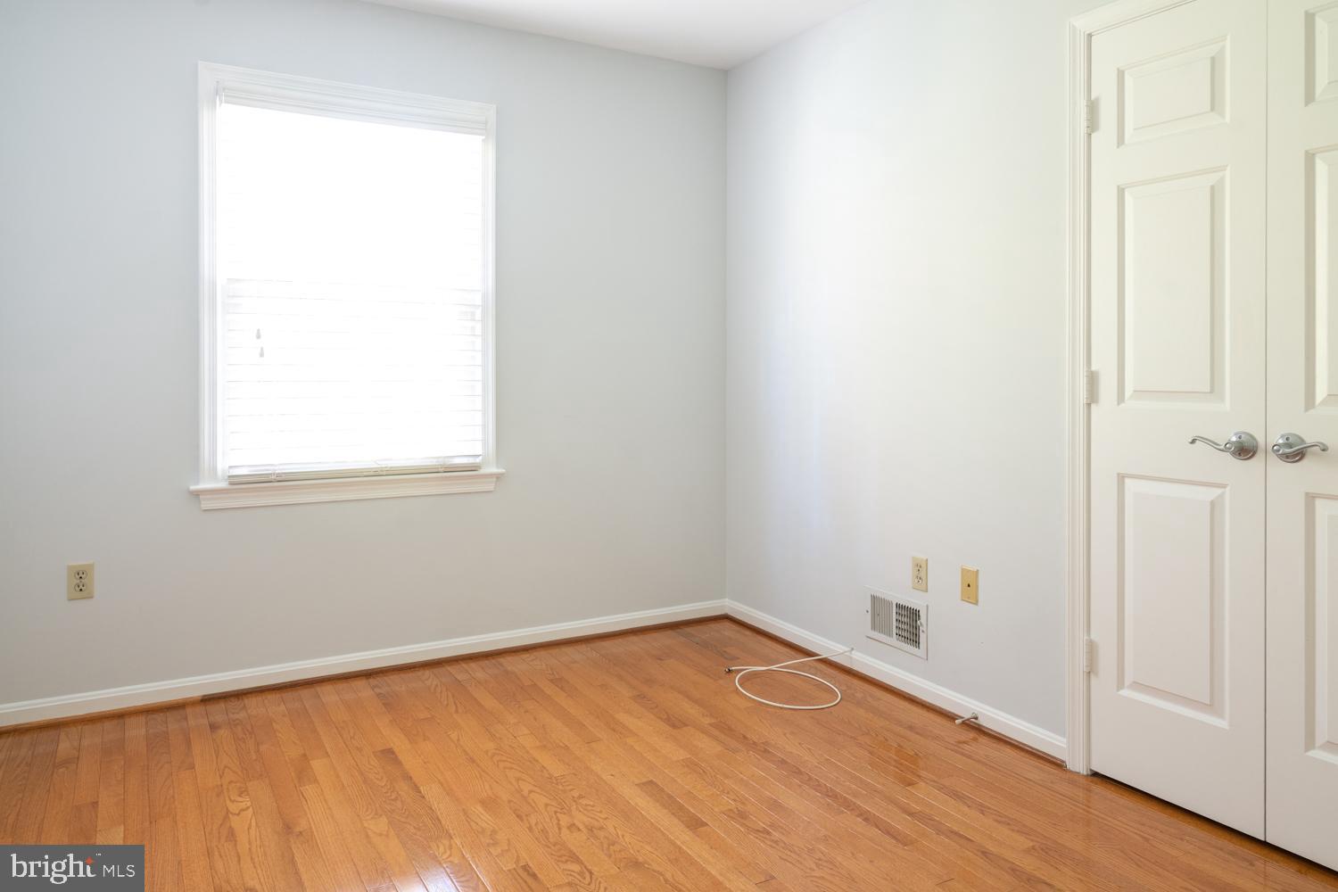 2040 Pieris Court Vienna, VA 22182 - Photo 34 of 41