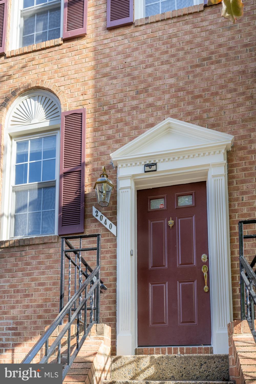 2040 Pieris Court Vienna, VA 22182 - Photo 5 of 41