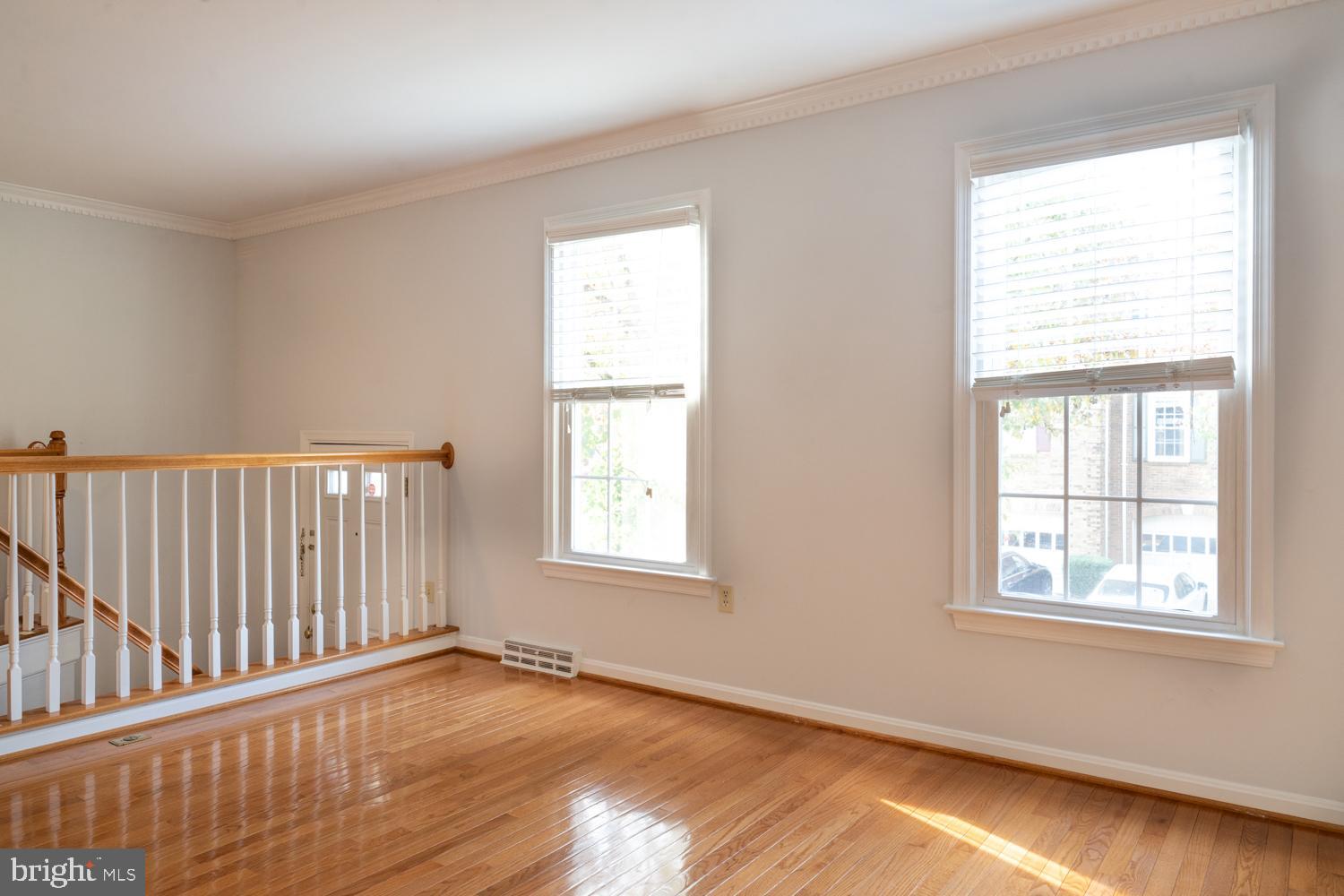 2040 Pieris Court Vienna, VA 22182 - Photo 9 of 41