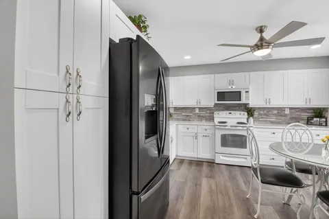 $285,000 | 11135 Green Lake Drive, Unit 102, Boynton Beach, FL 33437