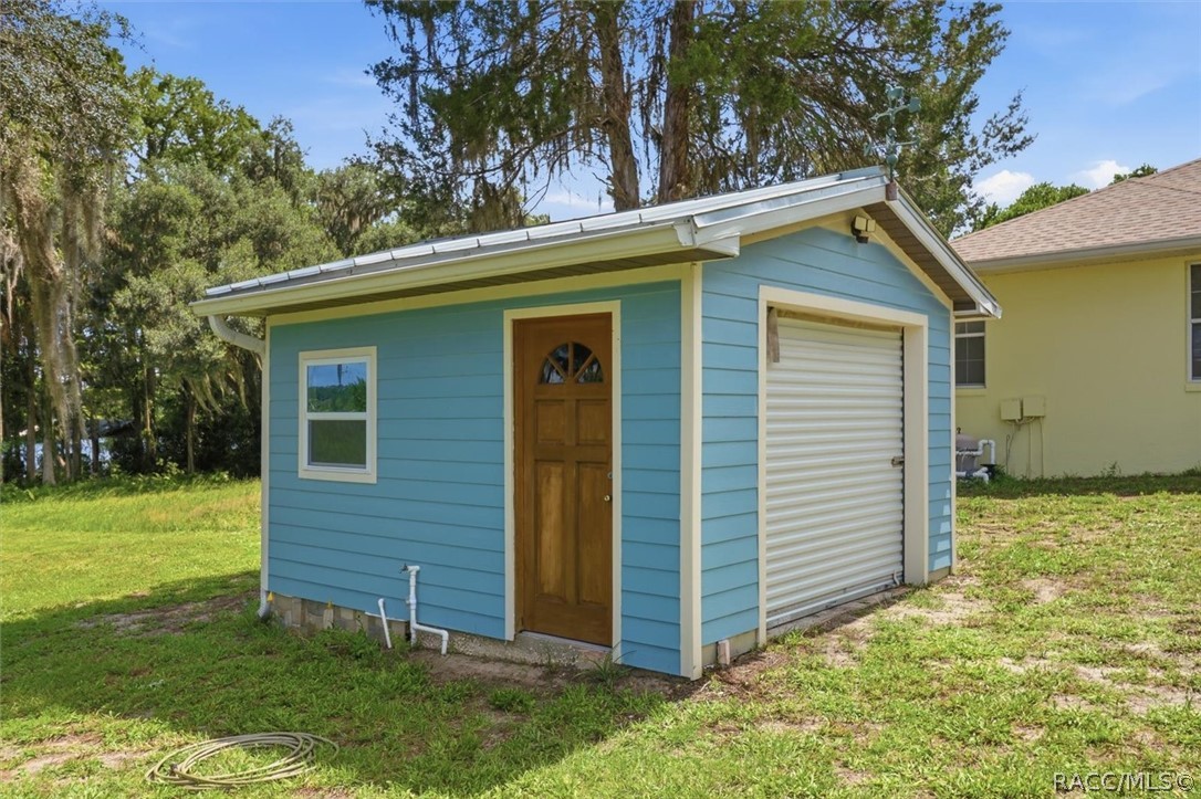 4099 West Ridge Court Dunnellon, FL 34433 - Photo 41 of 49 Bonus shed for water equipment , lawn equipment or anything you want stored.