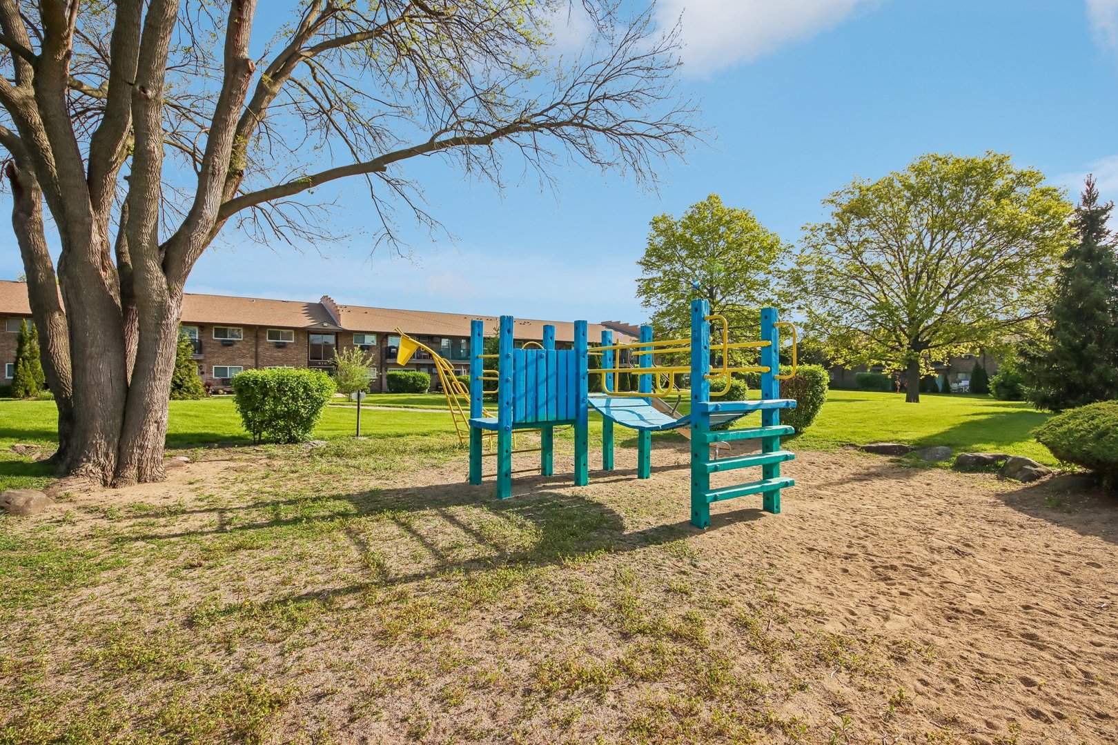 800 East Old Willow Road, Unit 208 Prospect Heights, IL 60070 - Photo 21 of 27