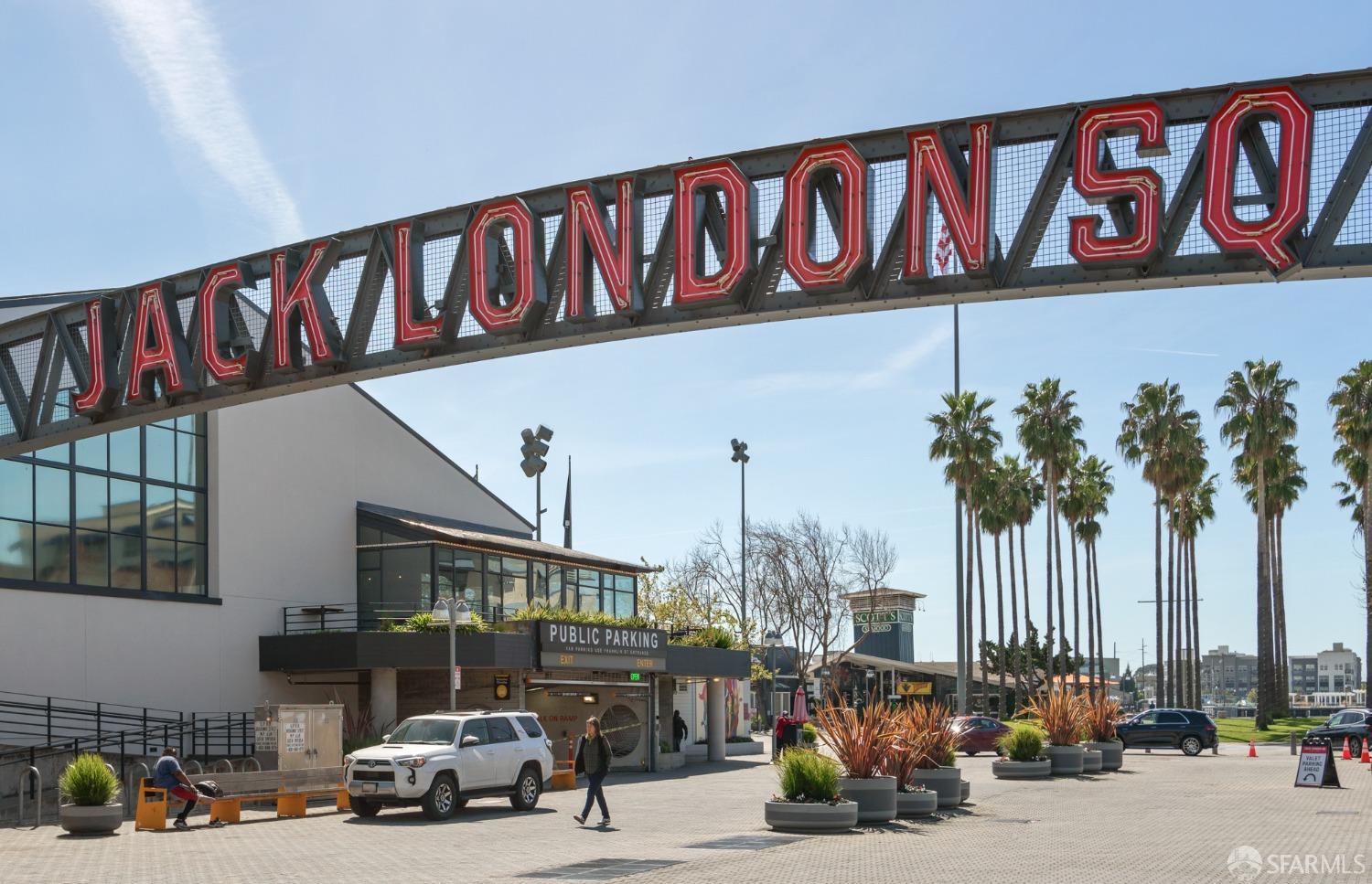 288 3rd Street, Unit 201 Oakland, CA 94607 - Photo 31 of 51 a view of car parked in front of building