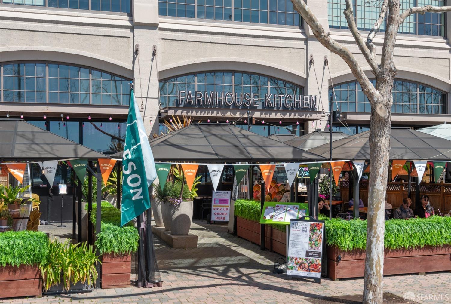 288 3rd Street, Unit 201 Oakland, CA 94607 - Photo 35 of 51 a front view of building with street