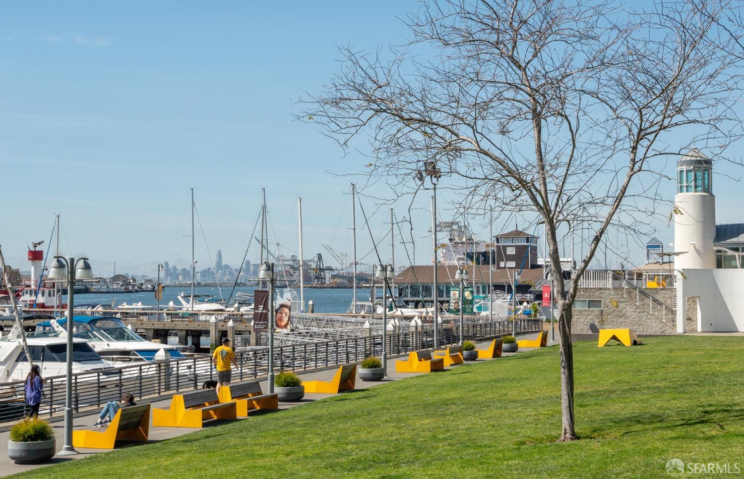 288 3rd Street, Unit 201 Oakland, CA 94607 - Photo 50 of 51 a view of a city