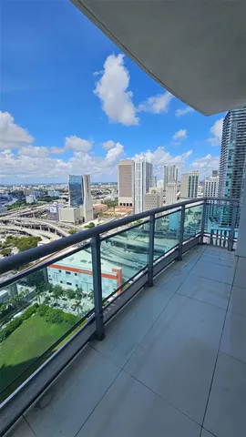 $2,575 | 350 South Miami Avenue, Unit 3215, Miami, FL 33130