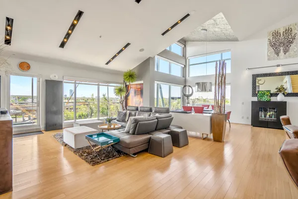 $1,500,000 | 102 Quitman Street, Unit 405, Houston, TX 77009