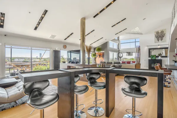 $1,500,000 | 102 Quitman Street, Unit 405, Houston, TX 77009