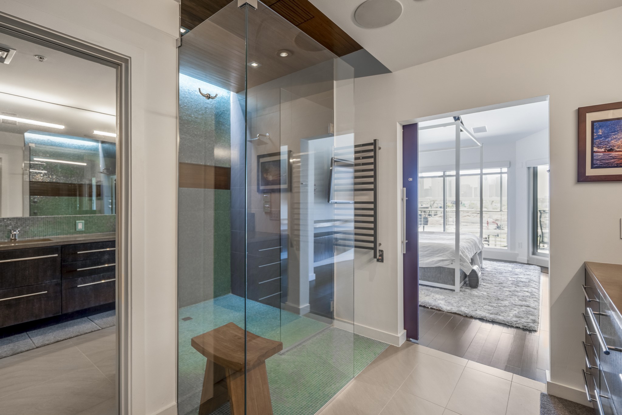 102 Quitman Street, Unit 405 Houston, TX 77009 - Photo 24 of 46 a bathroom with a tub and shower